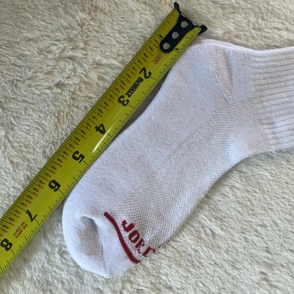 Kids Jordan Socks (1 Pair) White with Red Logo and Lettering - NWOT - Picture 4 of 5
